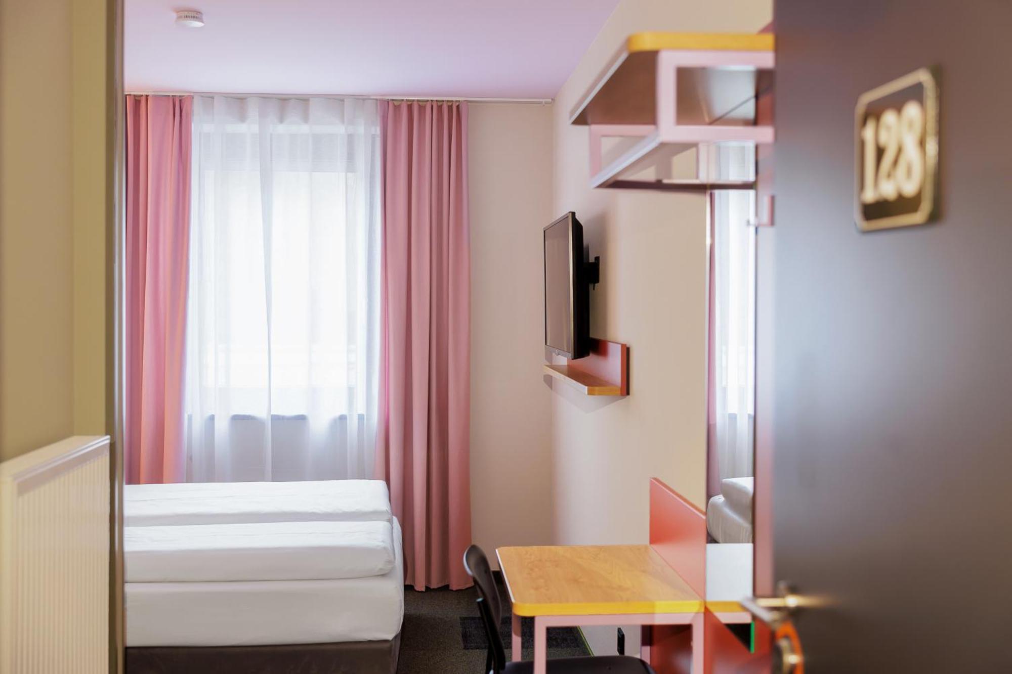 Mcdreams Hotel Wuppertal City Luaran gambar